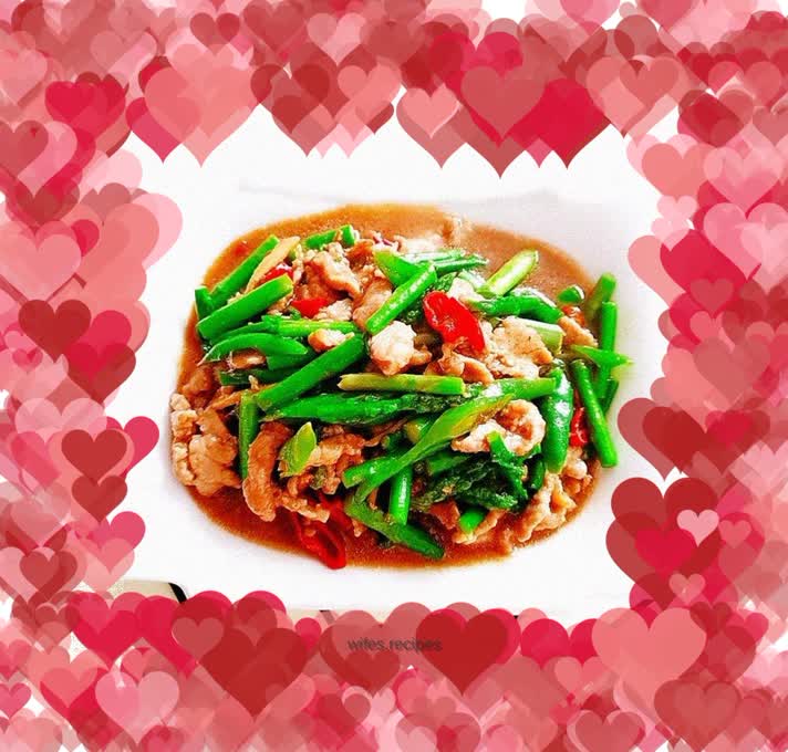 Stir-fried beef with asparagus