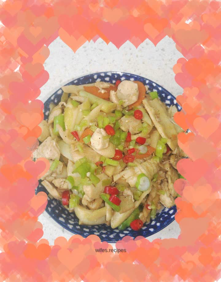 Stir-fried chicken slices with bamboo shoots