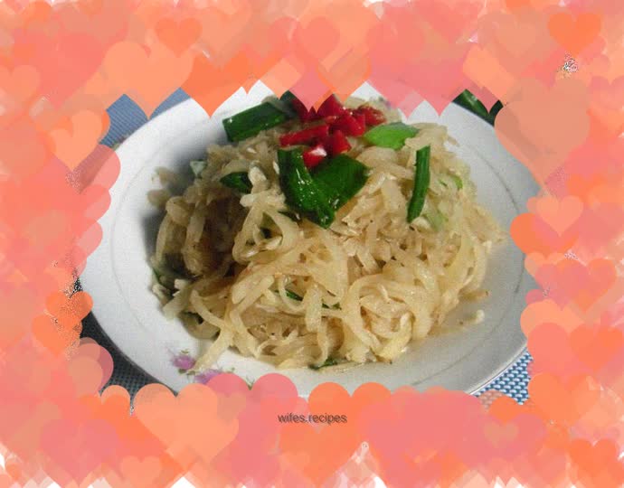 Stir-fried shredded radish with shrimp skin