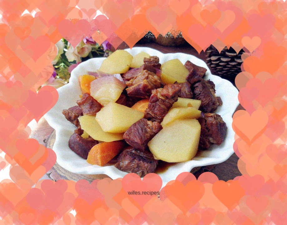 Braised Beef Brisket with Carrots and Potatoes