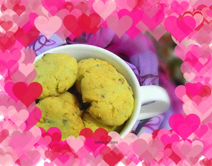 Egg yolk walnut shortbread cookies