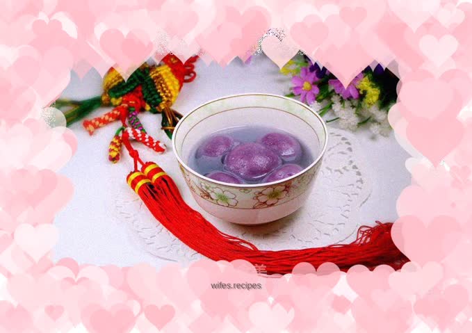 Purple sweet potato and peanut glutinous rice balls