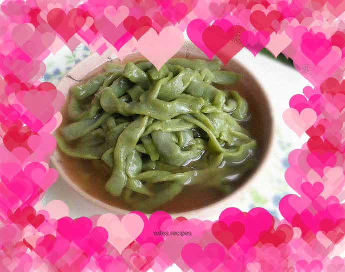 Handmade spinach noodles