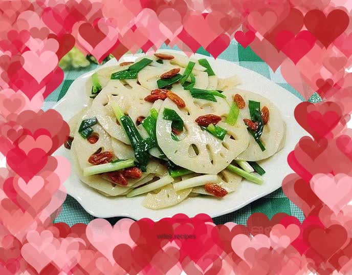 Healthy side dishes - stir-fried lotus root slices