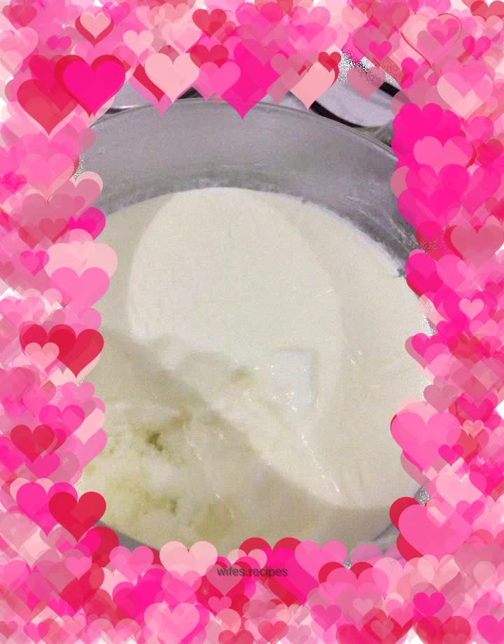 Making yogurt from milk powder