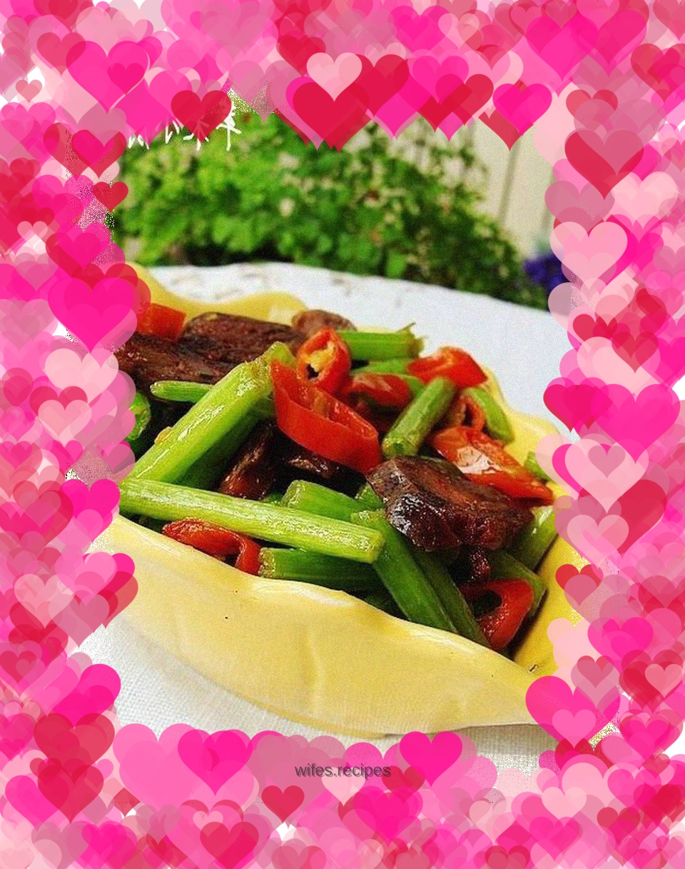 Stir-fried Chinese Sausage with Artemisia