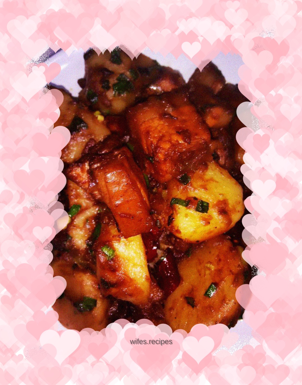 Braised Pork with Potatoes