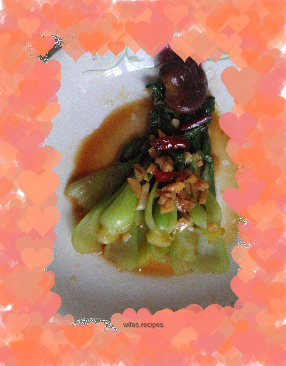 Stir-fried mushrooms and rapeseed