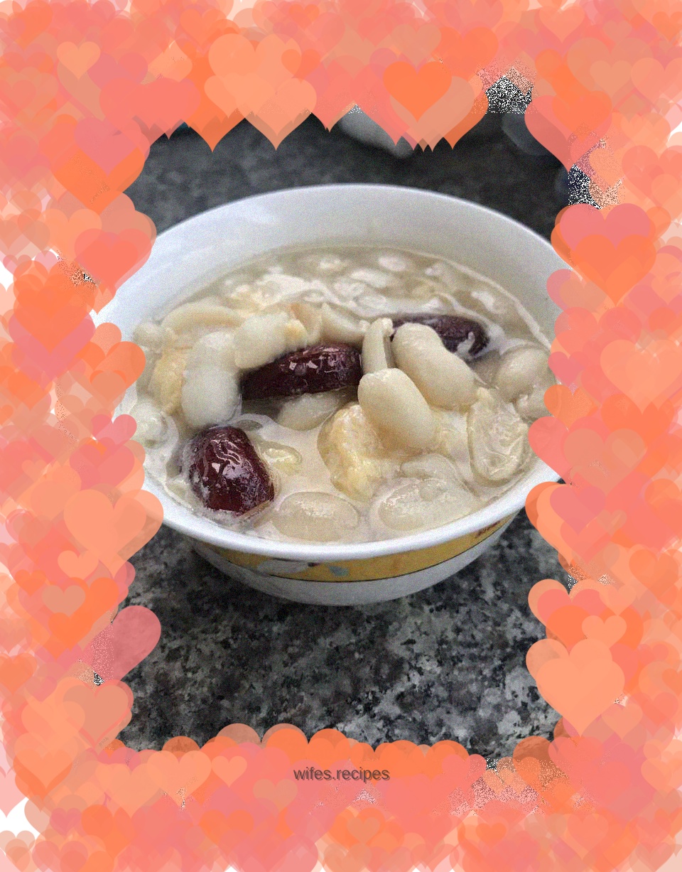 Red Date, Egg and Peanut Soup