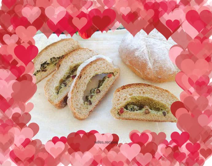 Dried Fruit Cheese European Buns