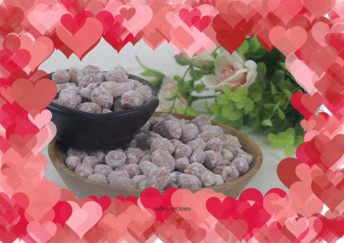 Snacks to go with wine - fried peanuts with sugar