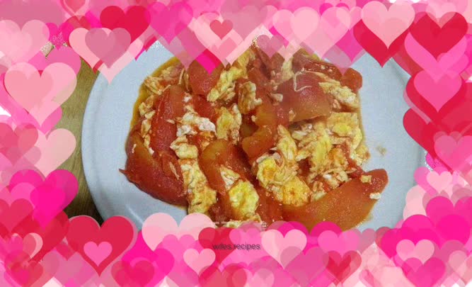 Extra simple scrambled eggs with tomatoes