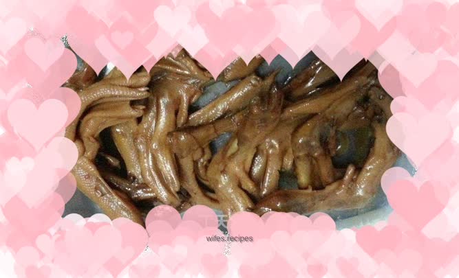 Five-spice duck feet and duck feet