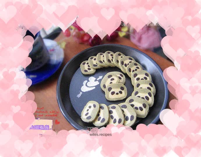 Super cute and adorable red panda biscuits