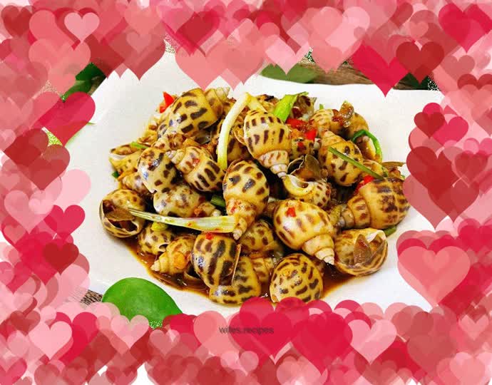 Spicy wine-boiled snails