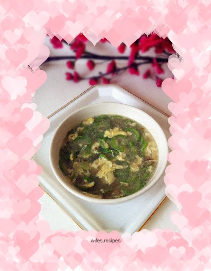 Luffa and egg soup