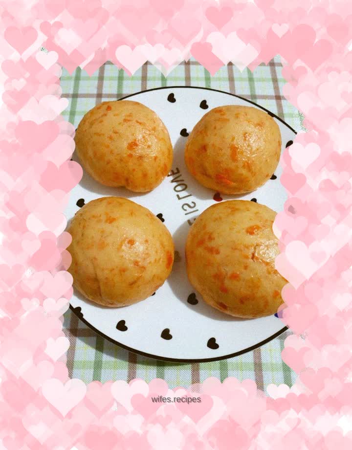 Carrot steamed buns