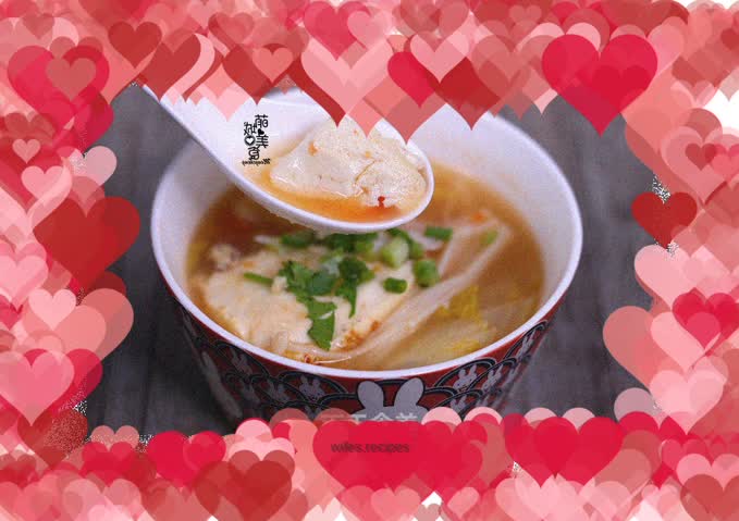 Appetizing and nutritious tomato tofu soup