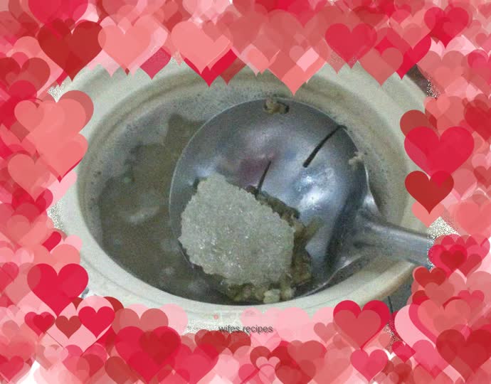 Kelp, orange peel and mung bean soup