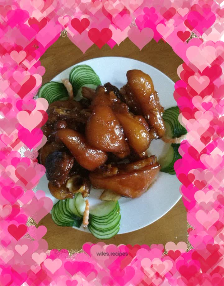 Traditional Braised Pork Trotters