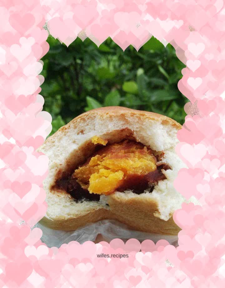 Egg yolk bean paste bread
