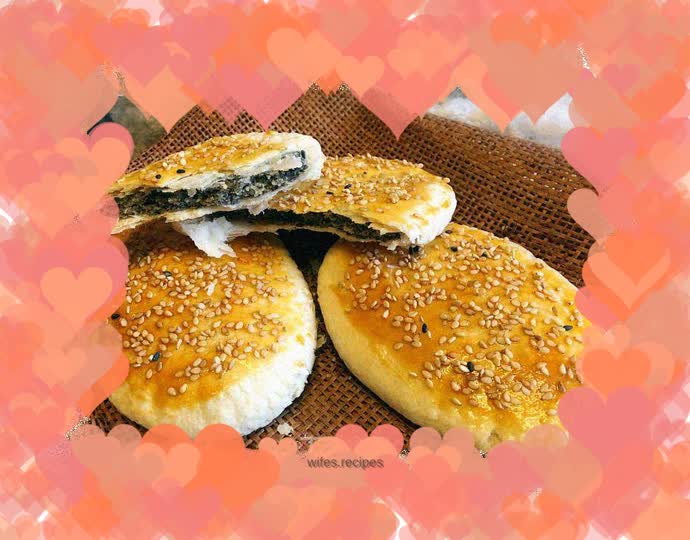 Old Beijing black sesame and salt and pepper beef tongue cake