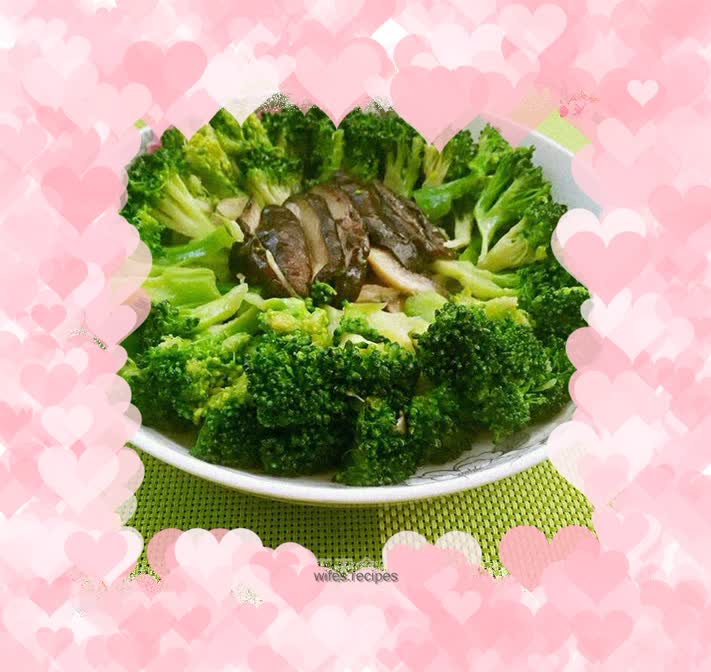 Sautéed Mushrooms with Broccoli