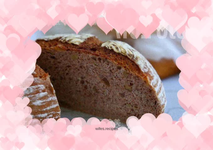 Whole wheat walnut bread