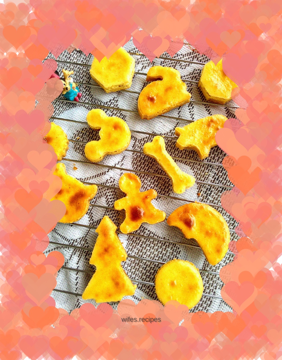 Golden Cheese Mooncake