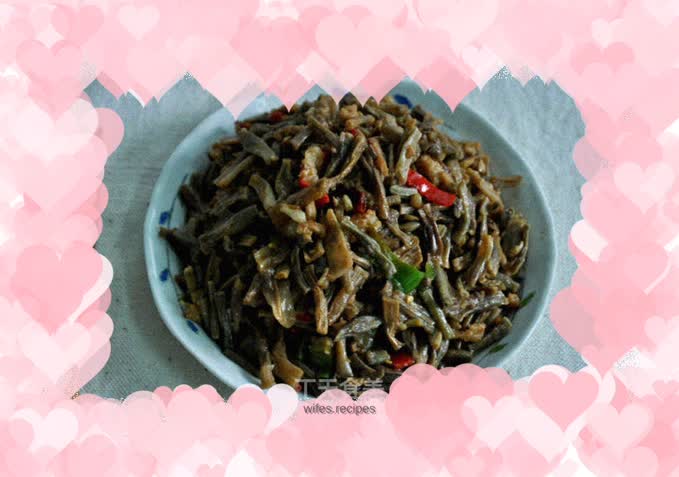 Stir-fried dried cowpeas and minced meat