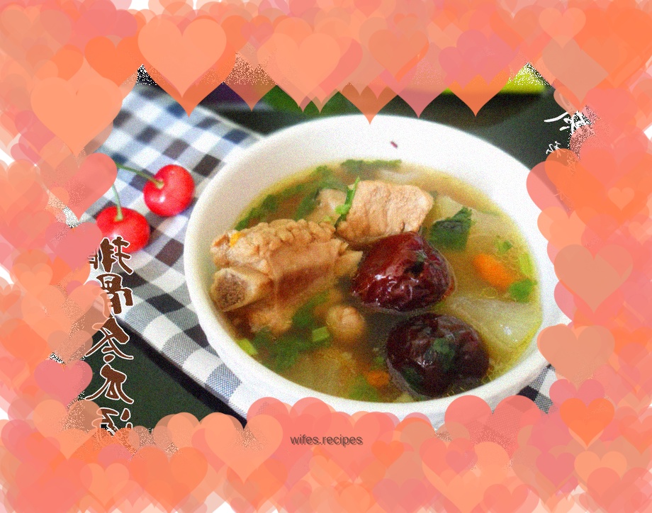 Spare ribs and winter melon soup