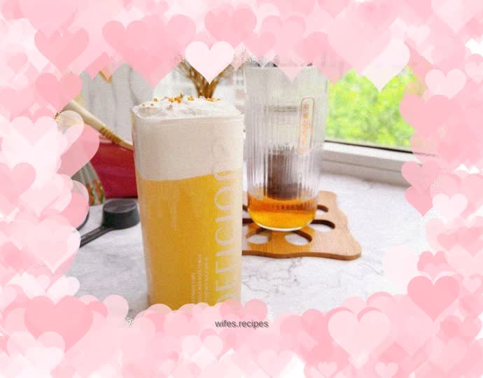 Cheese milk covered black tea