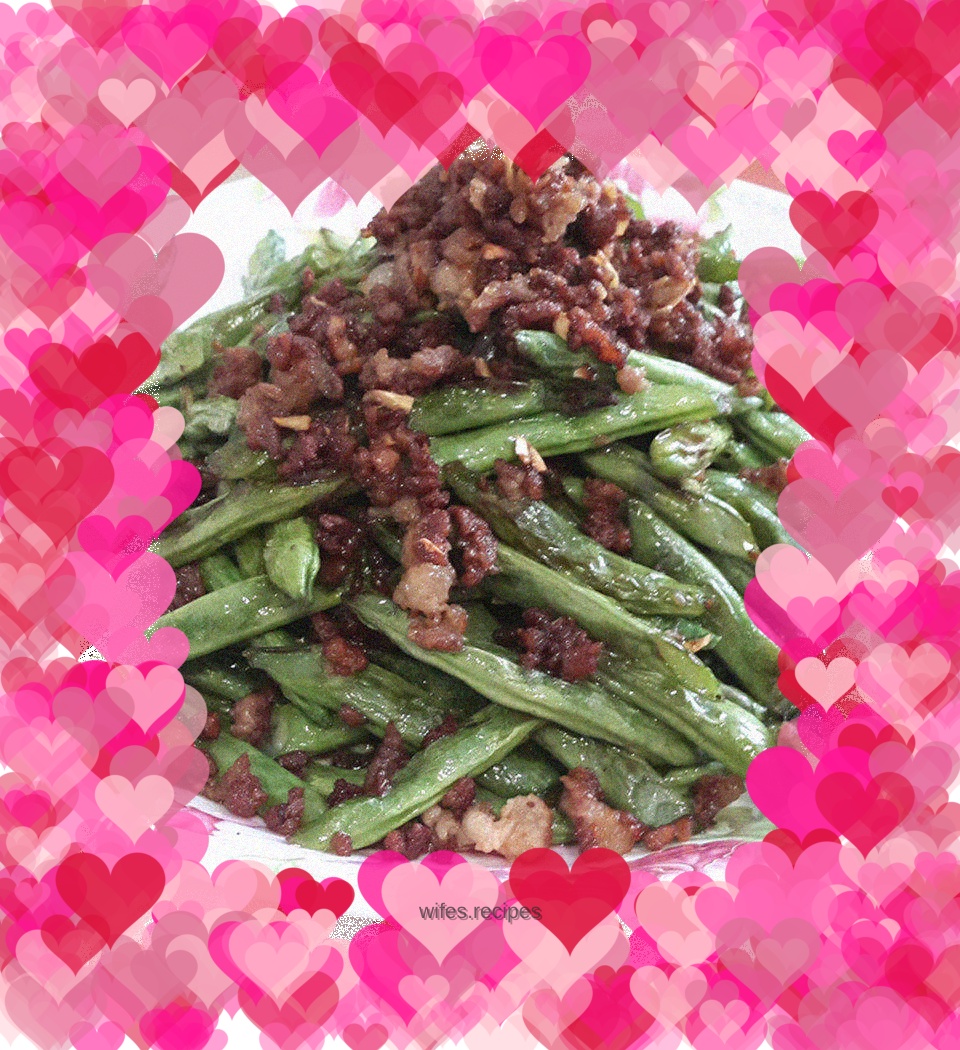 Simple version of dry stir-fried green beans