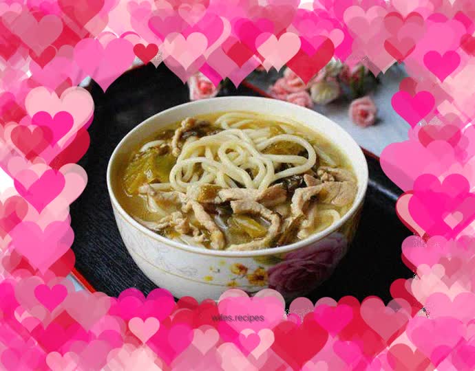 Sauerkraut and shredded pork noodles