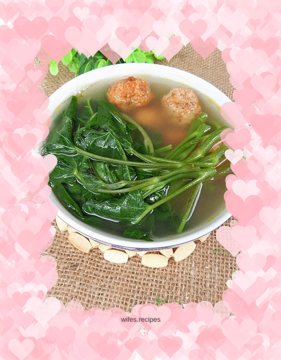 Water spinach and meatball soup
