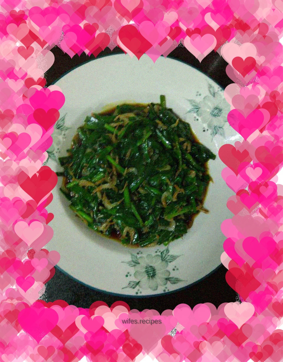 Stir-fried shrimp skin with leeks