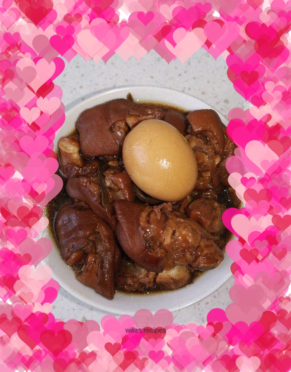 Spicy Pork Trotters and Braised Eggs