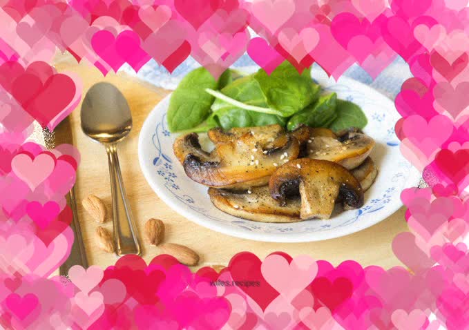 Thanksgiving dinner appetizer·Buttered Mushroom