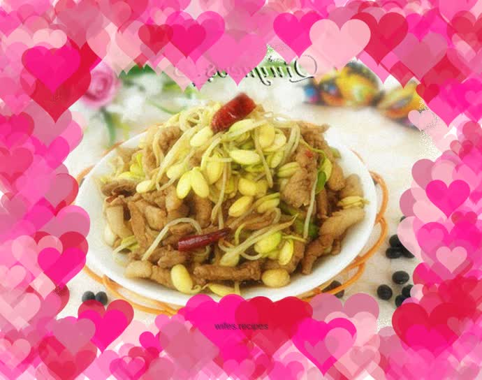 Stir-fried black bean sprouts with shredded pork