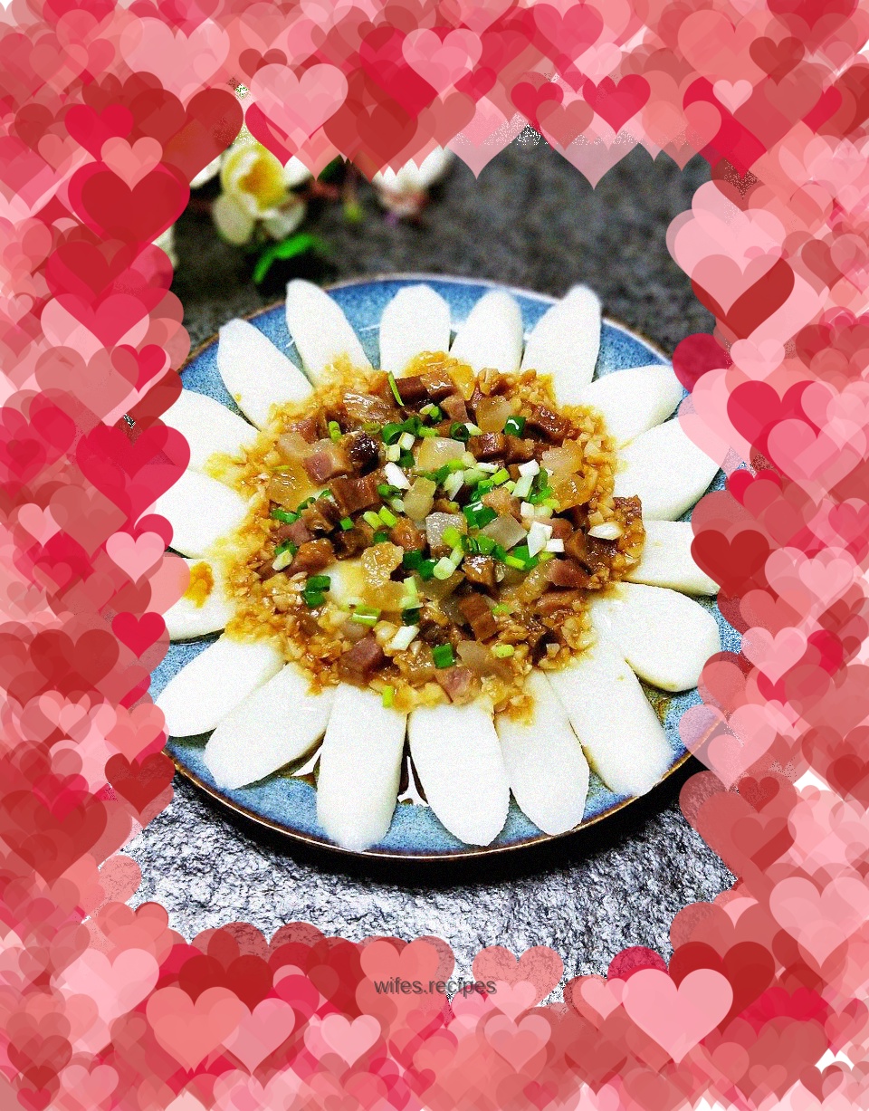 Steamed yam with bacon