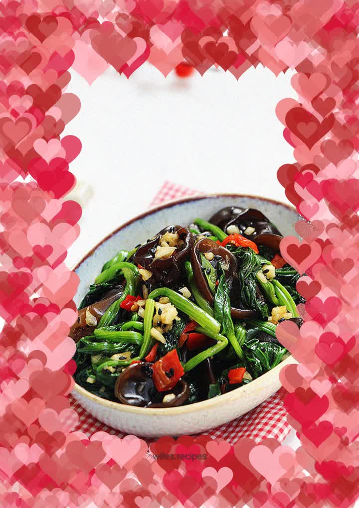 Fungus mixed with spinach