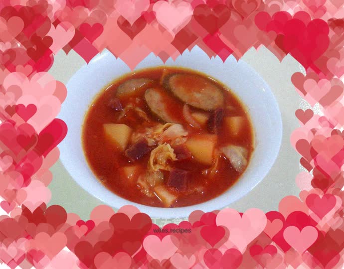 Russian classic dish-red cabbage soup