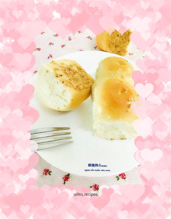 Honey sesame buns