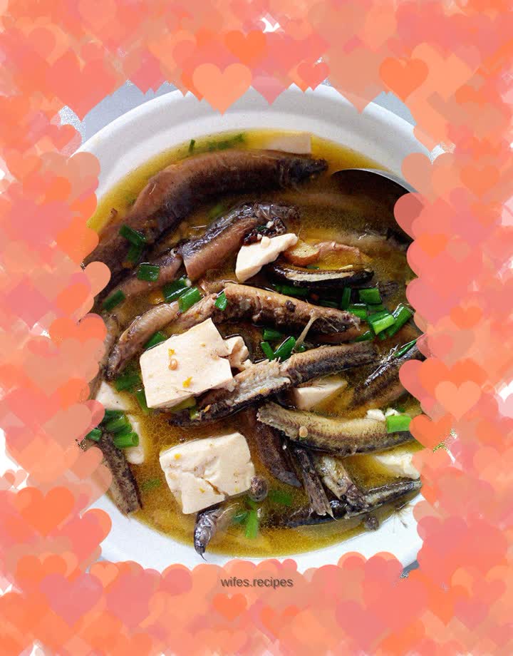 Loach stewed with tofu