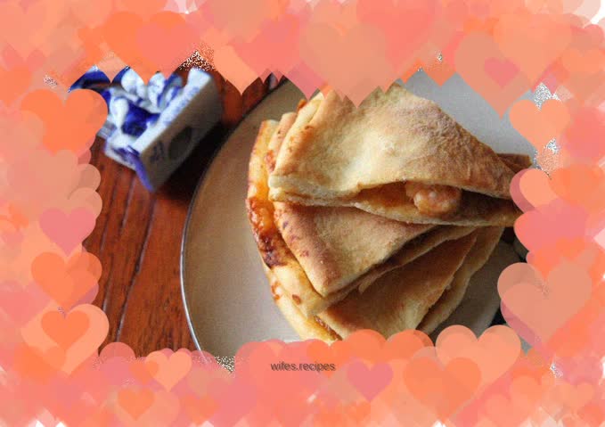 Double-layer cheese sauce meat and shrimp cake