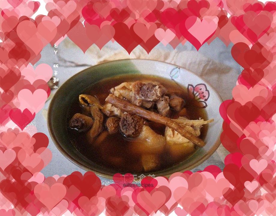 Braised native chicken with angelica and matsutake mushrooms