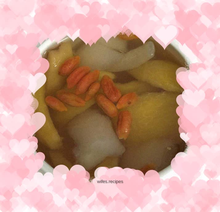 Stewed Sichuan Scallops, Loquat and Snow Pear with Rock Sugar