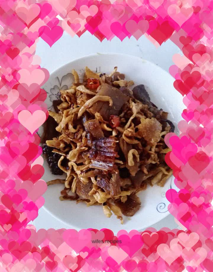 Stir-fried dried radish with bacon