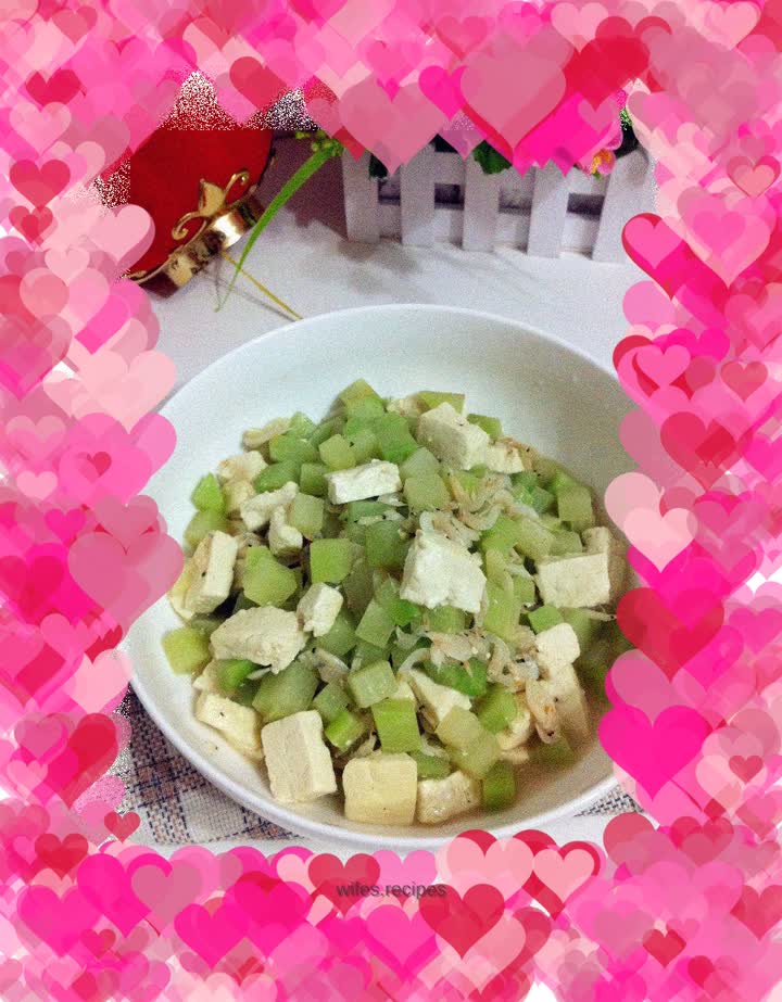 Stewed tofu with radish and shrimp skin