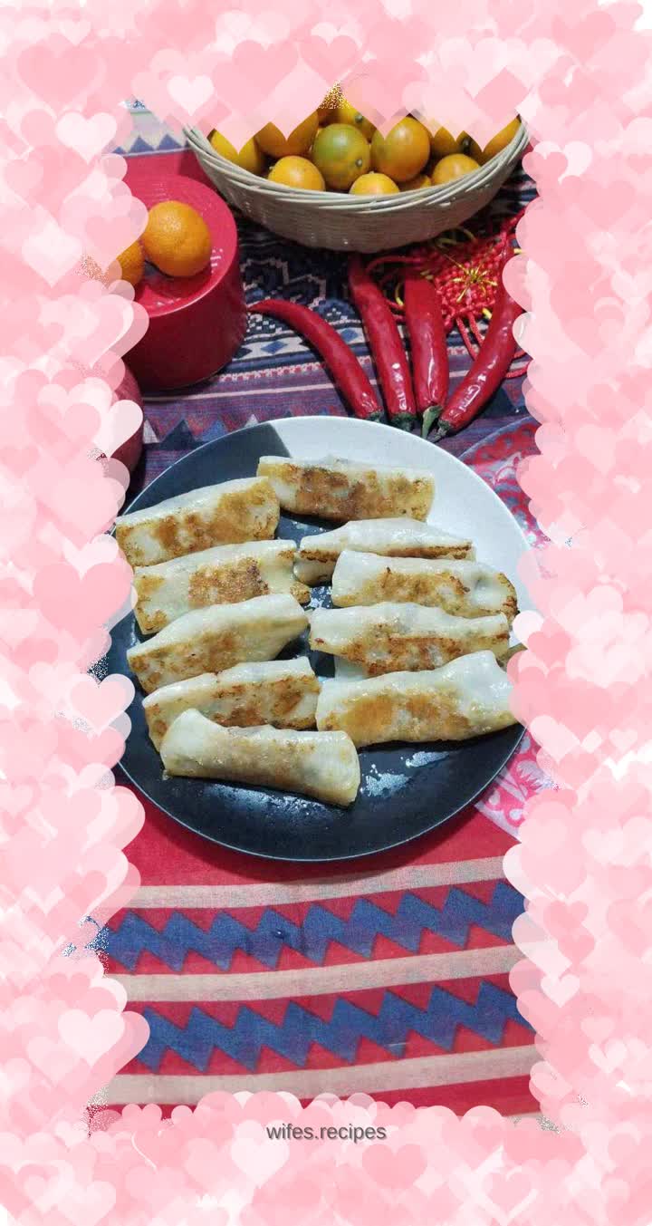 Black Fungus Minced Pork Pot Stickers